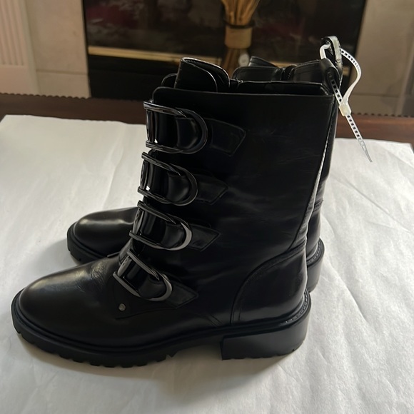 Vince Camuto Frishea Bootie.